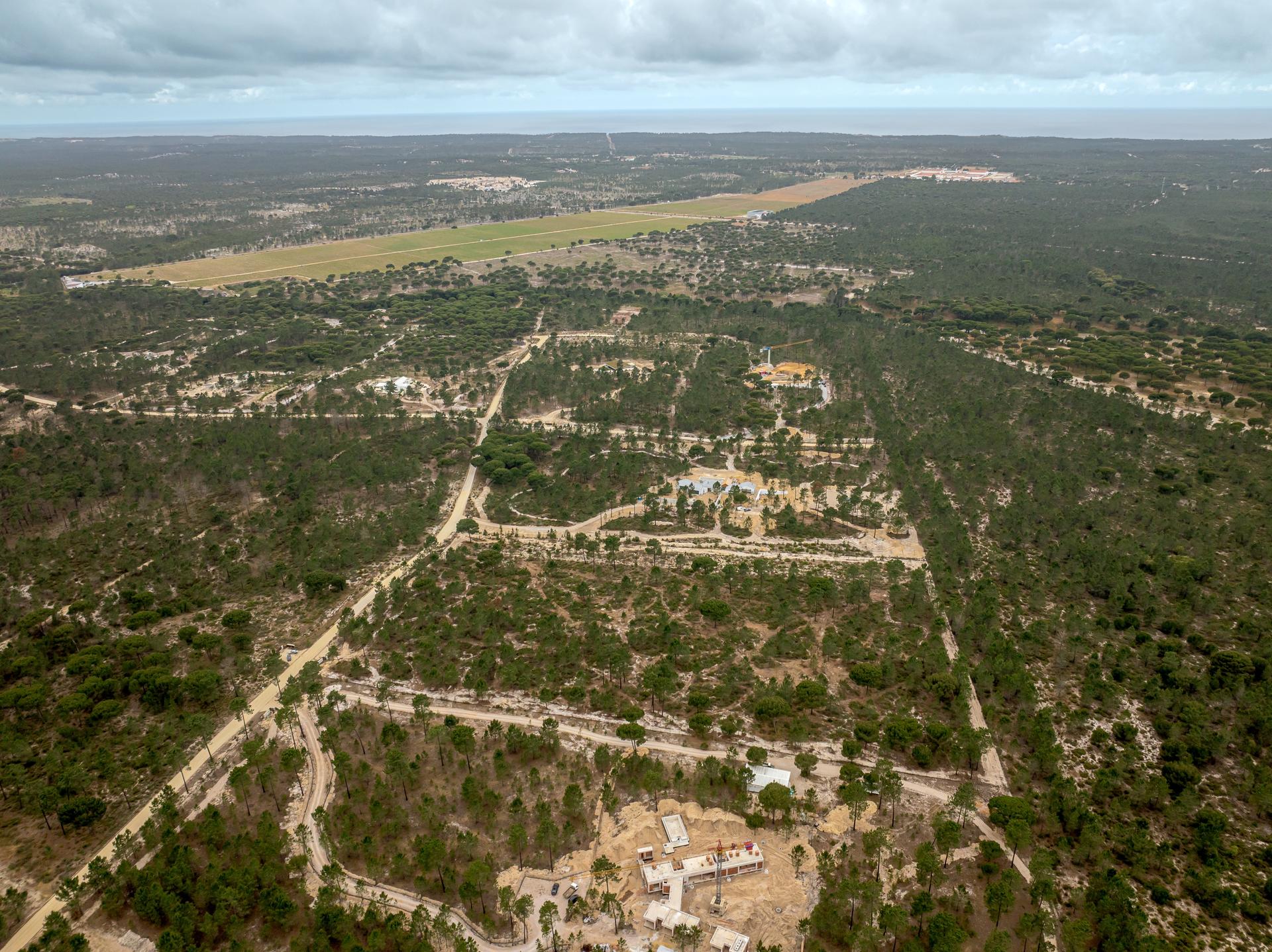 Land in Grândola (96892) — photograph 5