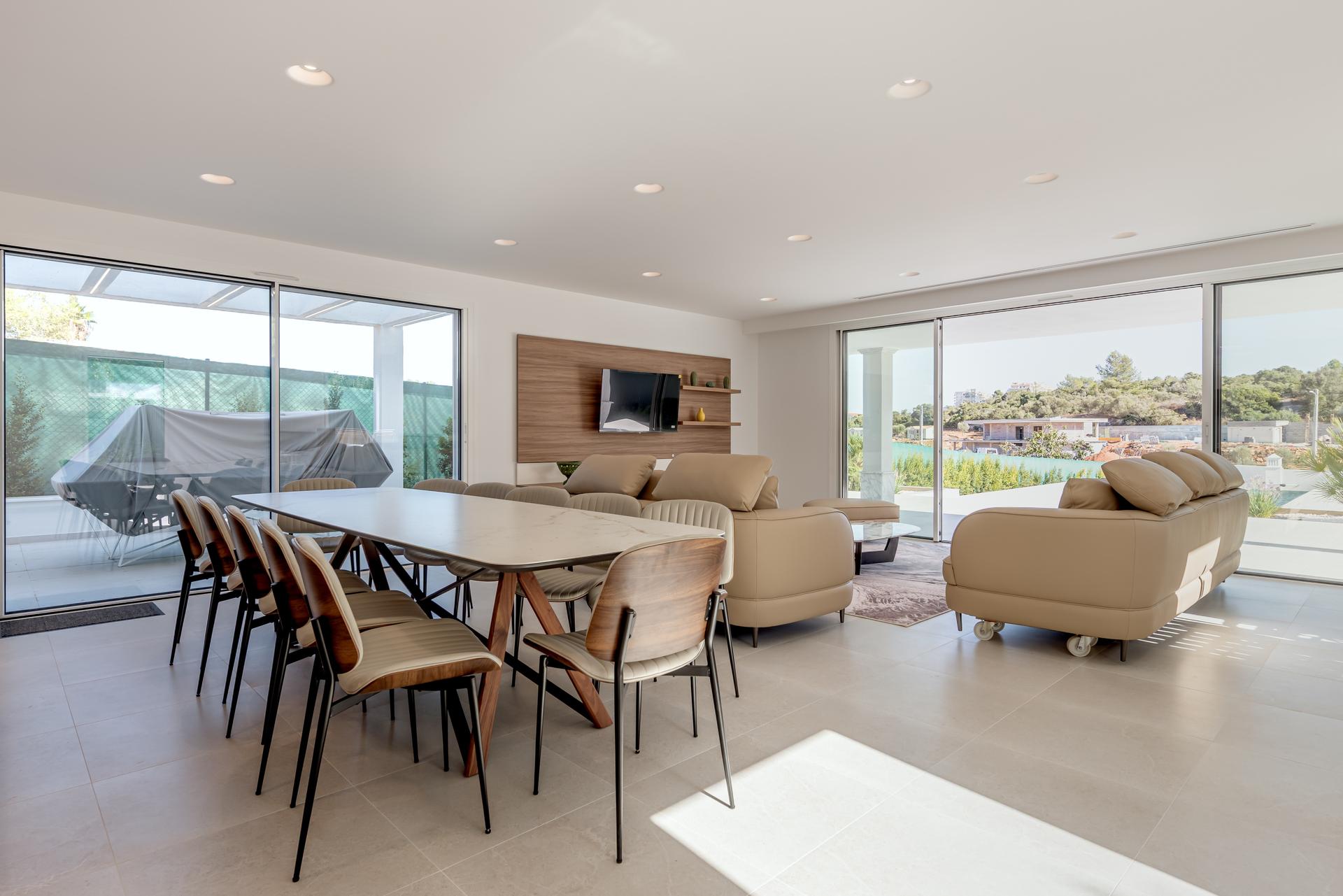 House in Portimão (92160) — photograph 4