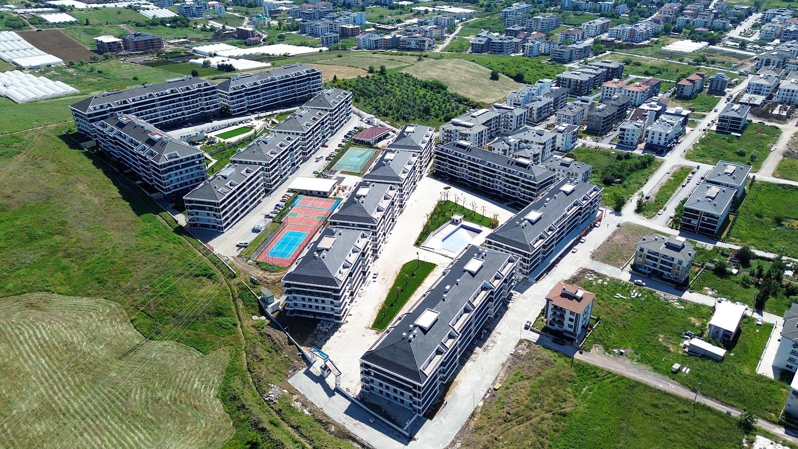Apartments in Mehmet Akif Ersoy, Çiftlikköy (YVX-00168) — photograph 4