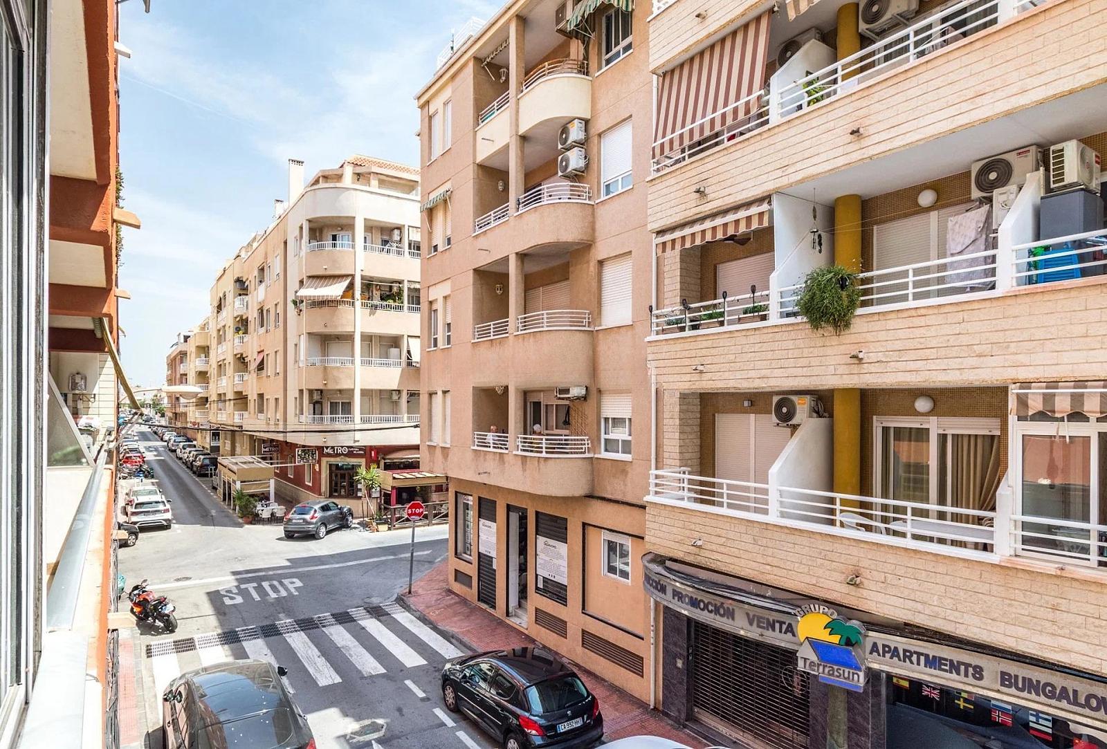 Apartments in Torrevieja Centro, Torrevieja (ALC-01265) — photograph 3