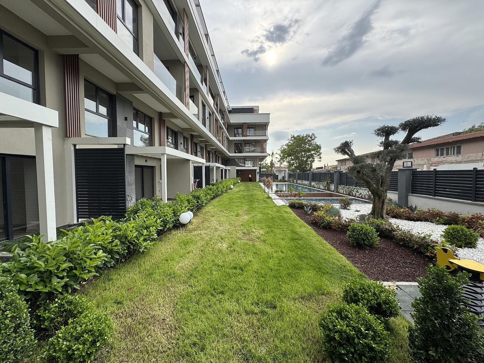 Apartments in Kemalpaşa, Bornova (ADB-00128) — photograph 4