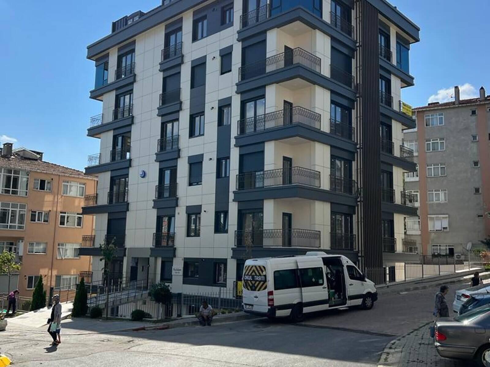 Apartments in Dikilitaş, Beşiktaş (IST-01127) — photograph 4
