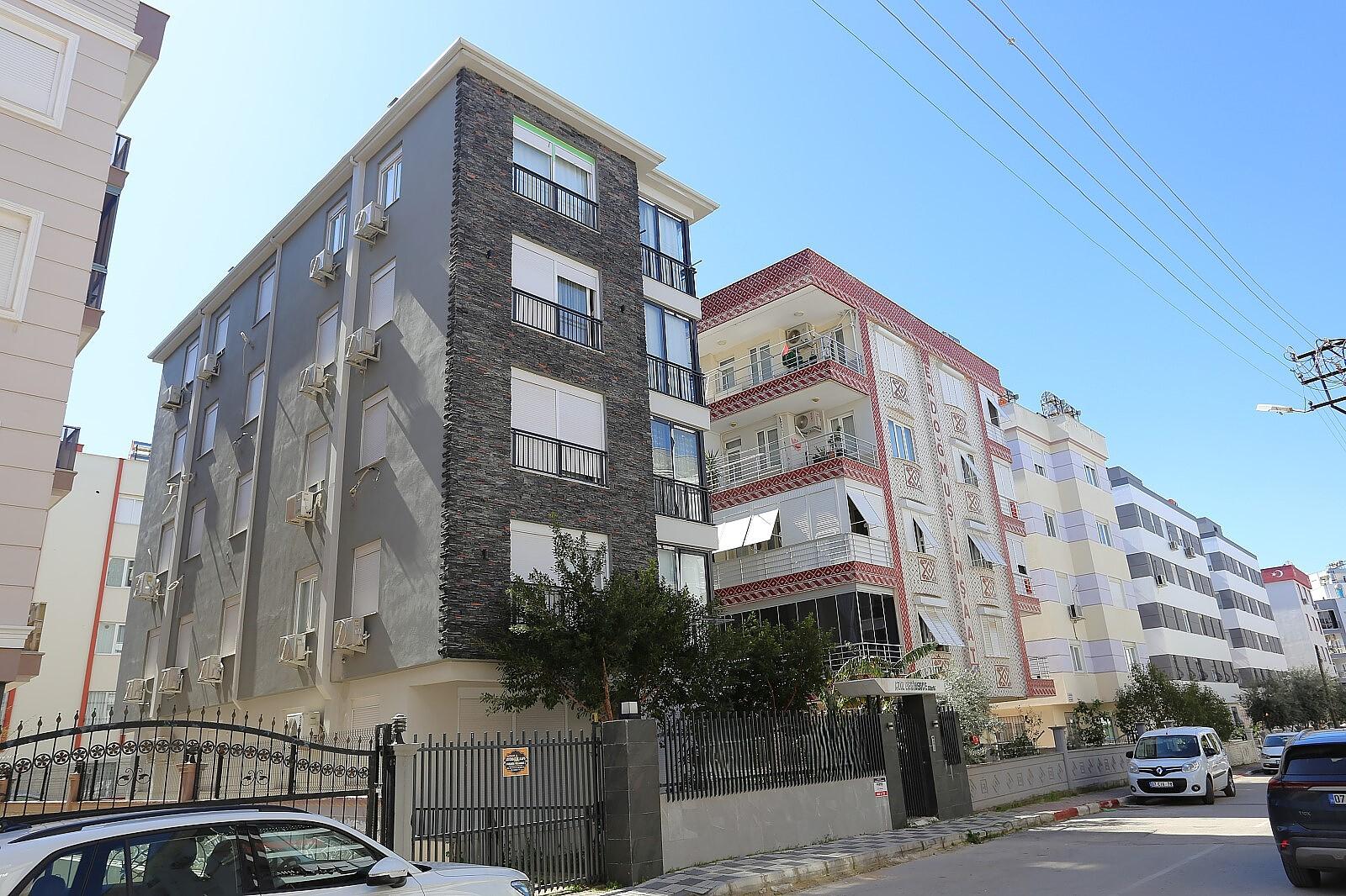Apartments in Kızıltoprak, 943. Sk. No:14 (AYT-04808) — photograph 2
