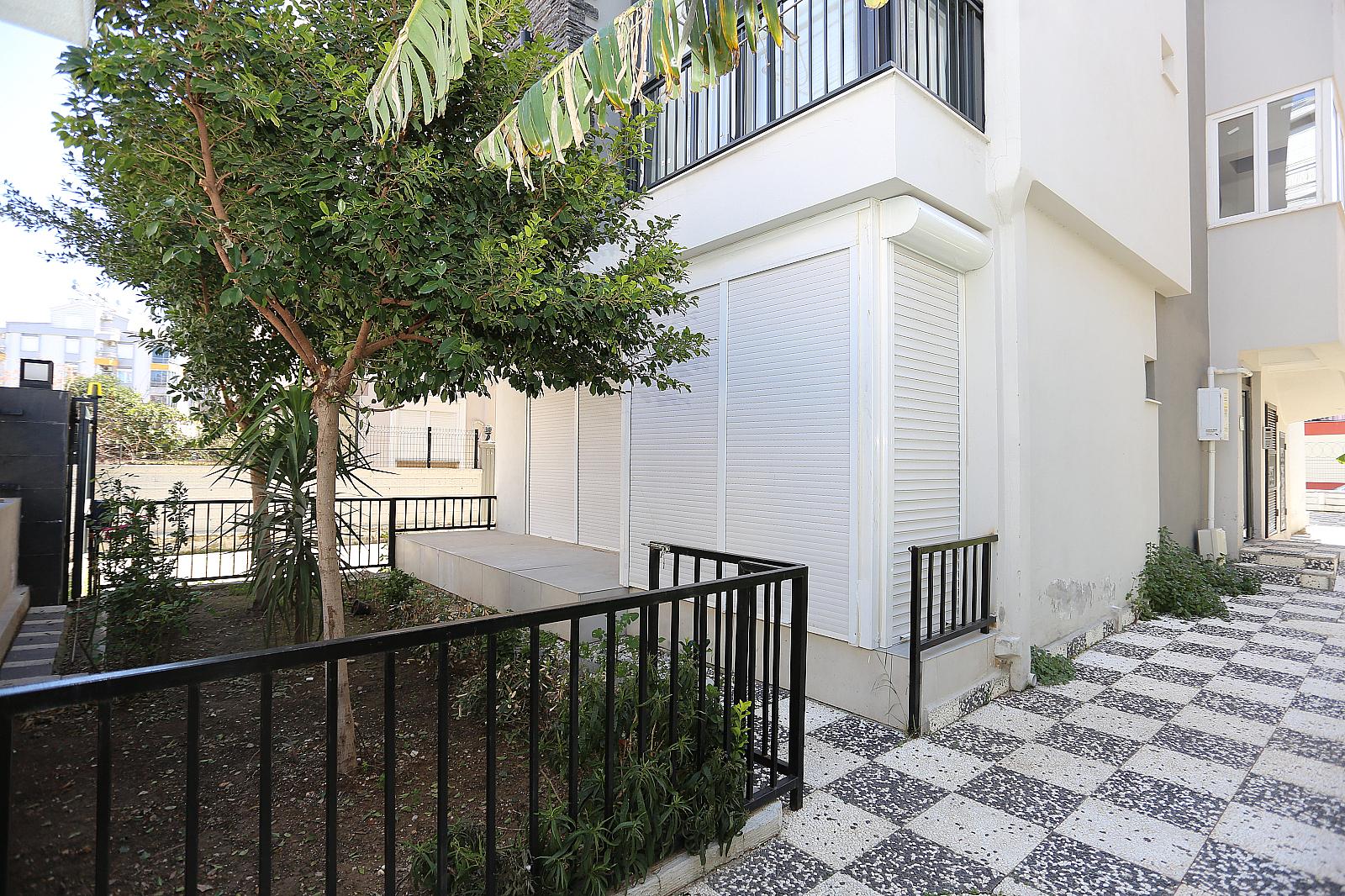 Apartments in Kızıltoprak, 943. Sk. No:14 (AYT-04808) — photograph 4