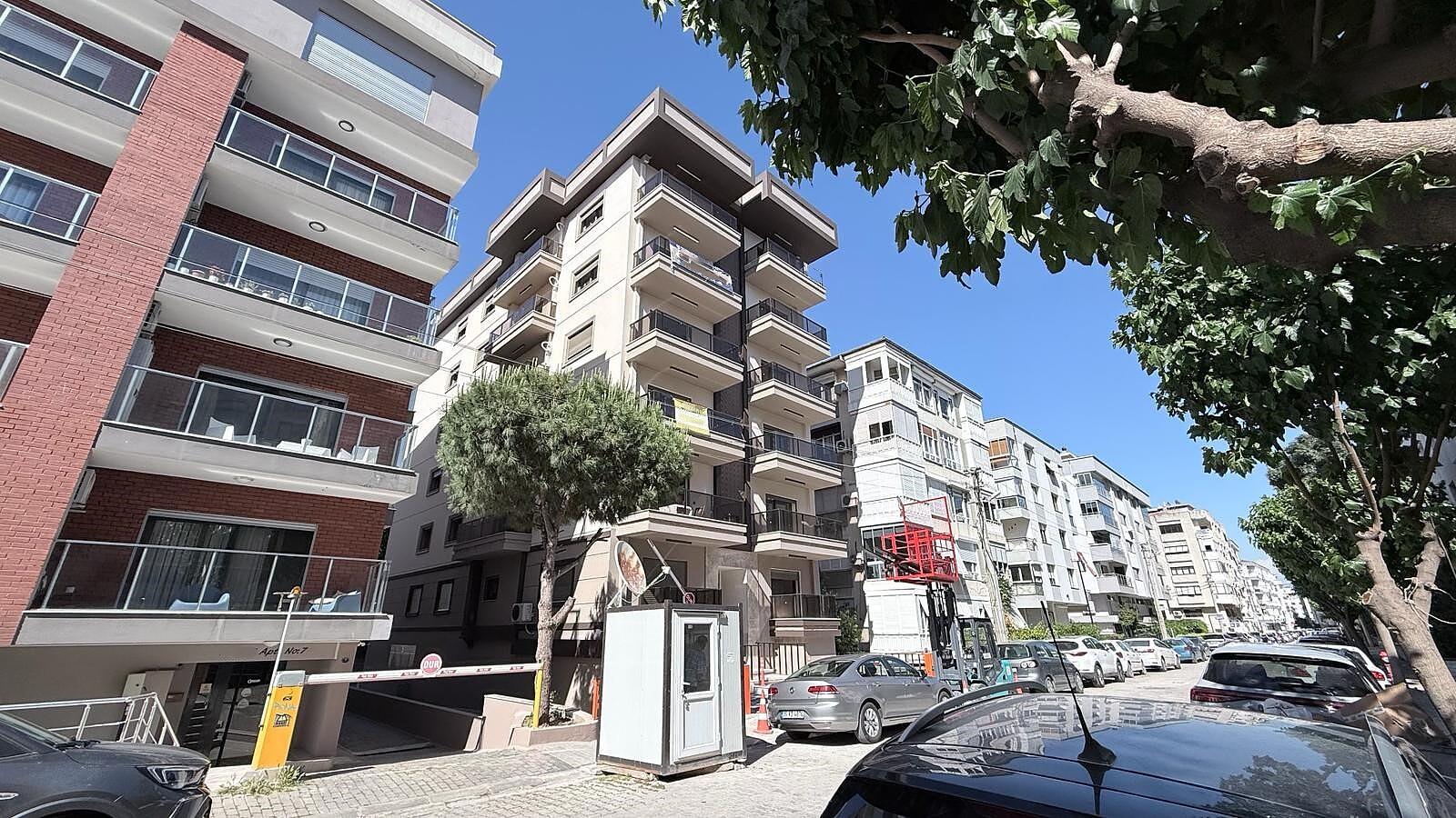 Apartments in Aksoy, Karşıyaka (ADB-00172) — photograph 2