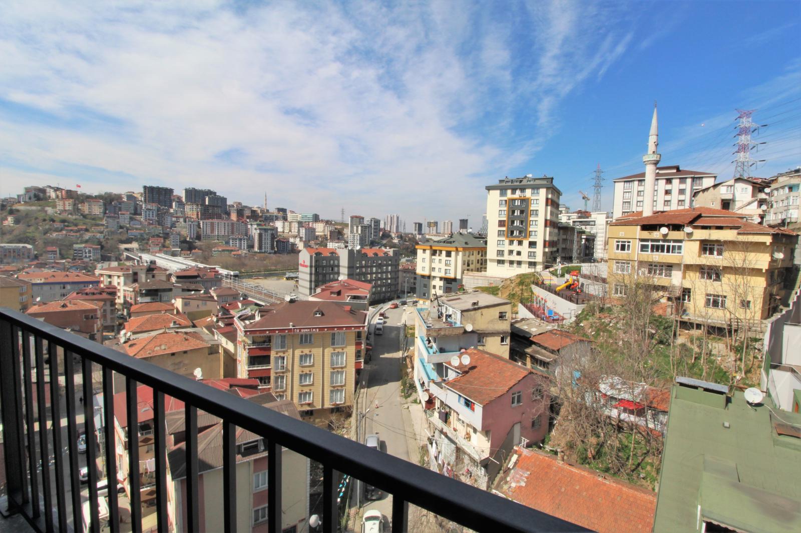 Apartments in Güzeltepe, Eyüpsultan (IST-01268) — photograph 3