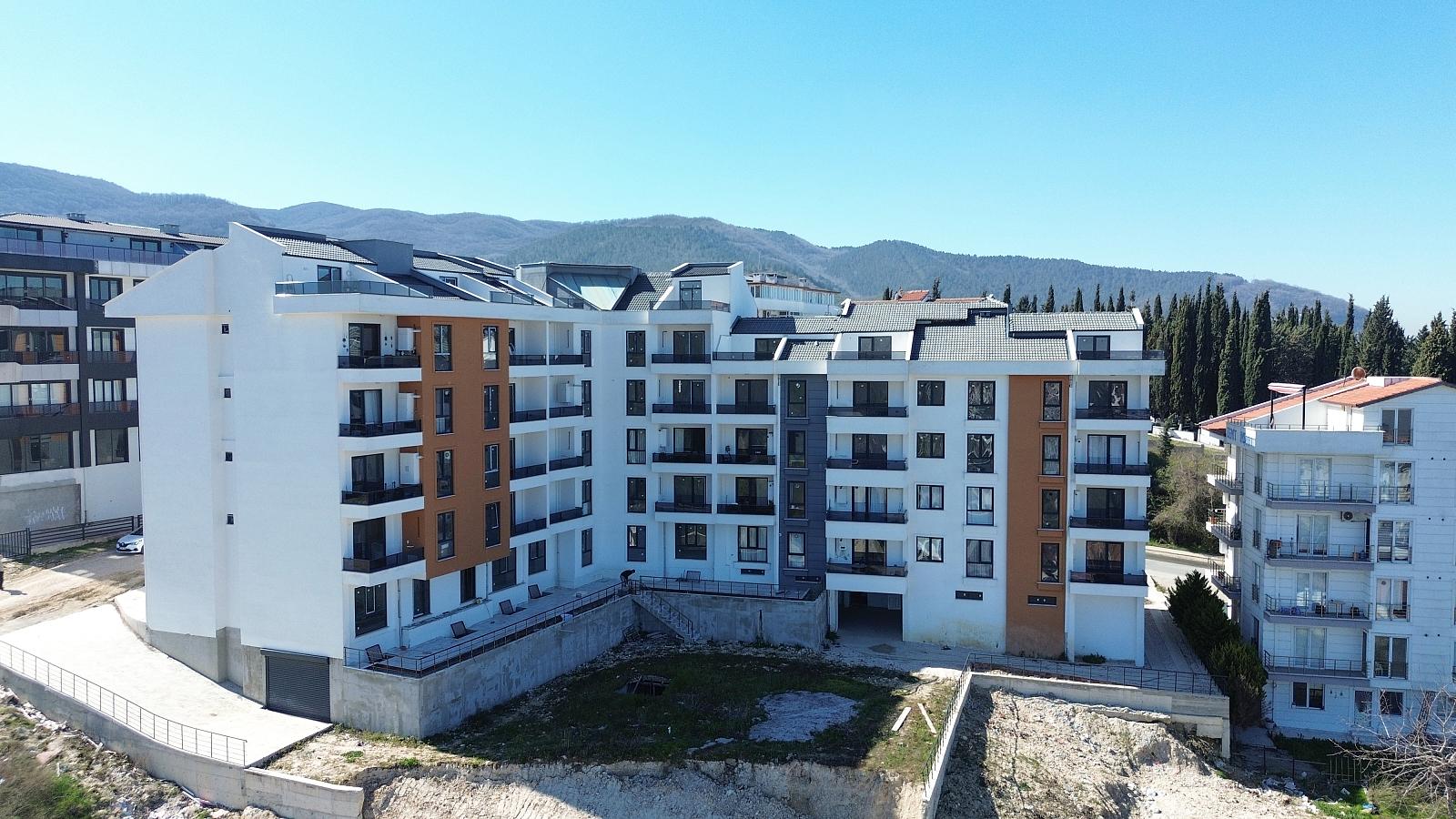Apartments in Hasanbaba, Çınarcık (YVX-00095) — photograph 2