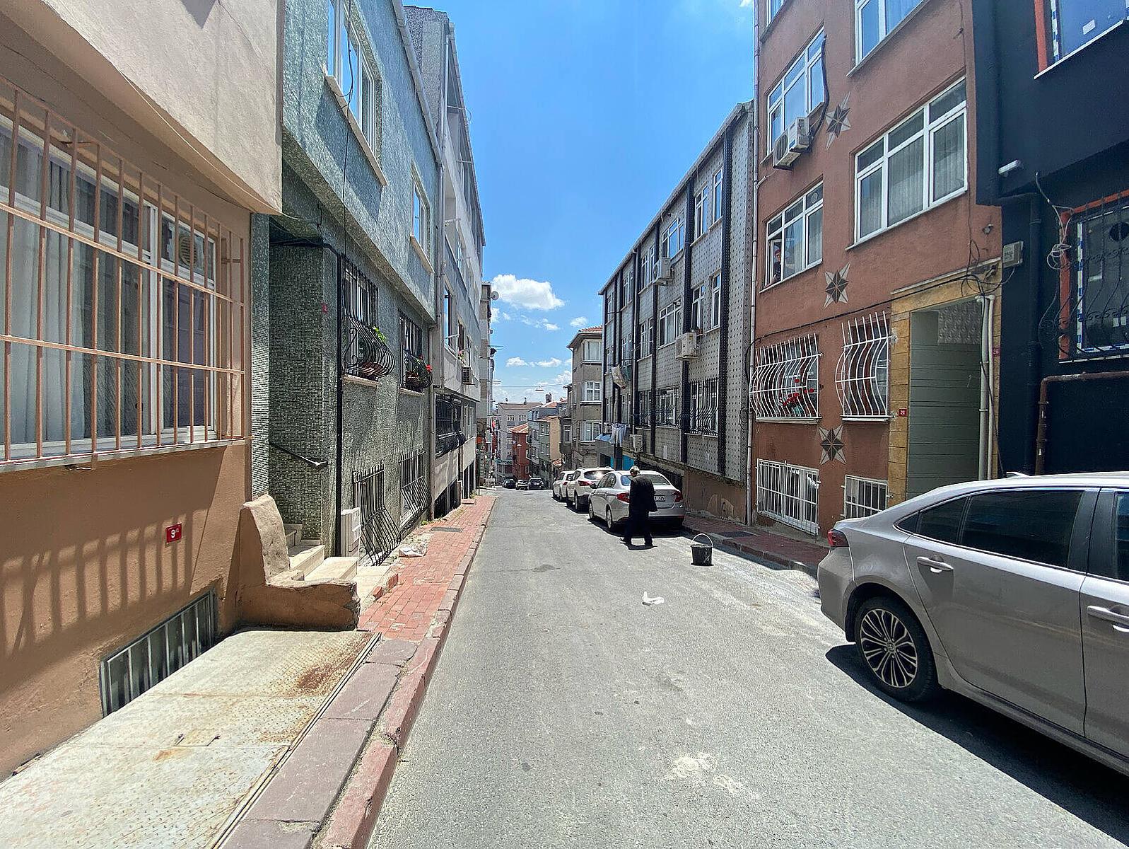 Apartments in Dervişali, Fatih (IST-01378) — photograph 5