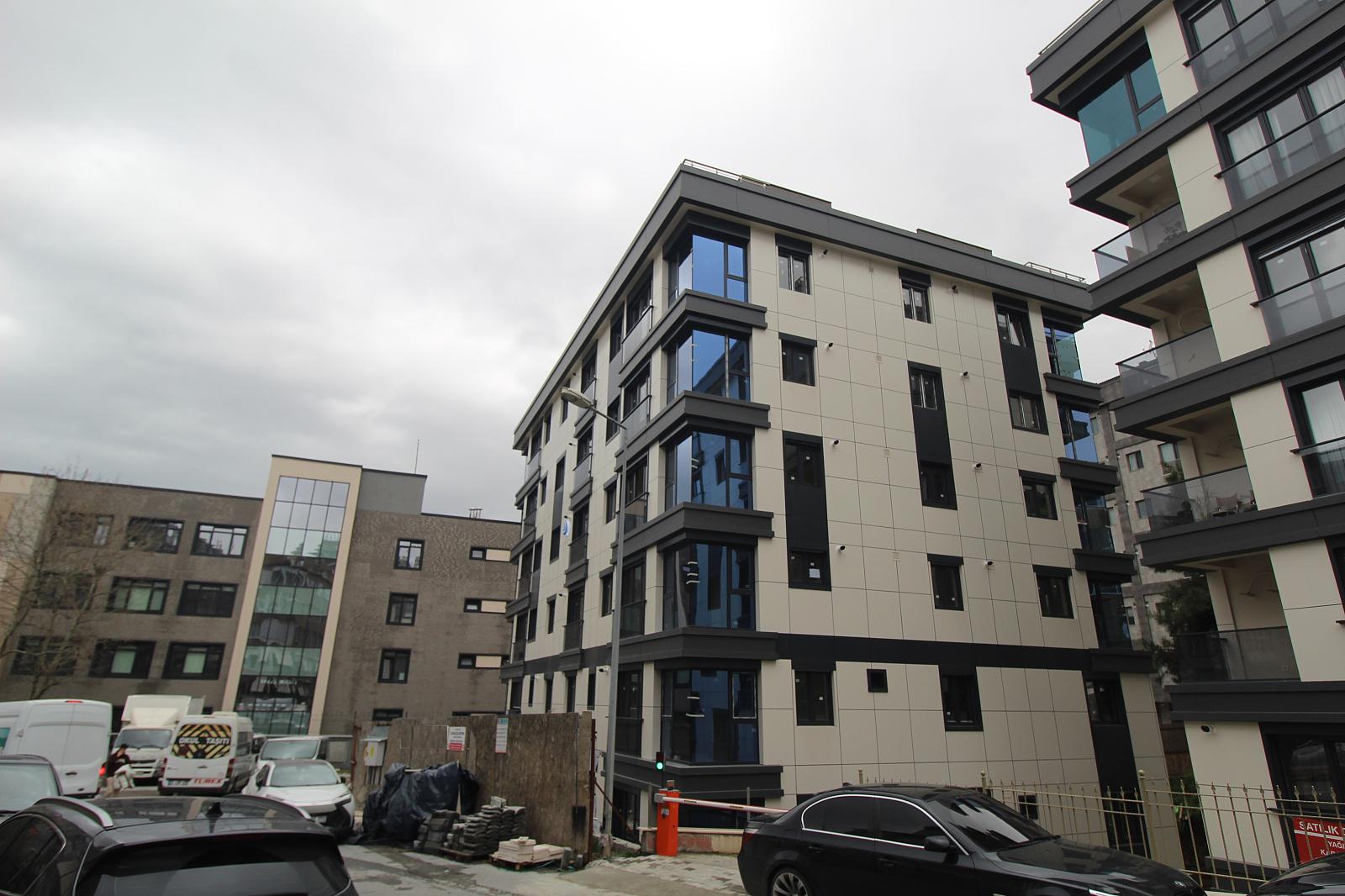 Apartments in Dikilitaş, Beşiktaş (IST-01805) — photograph 2