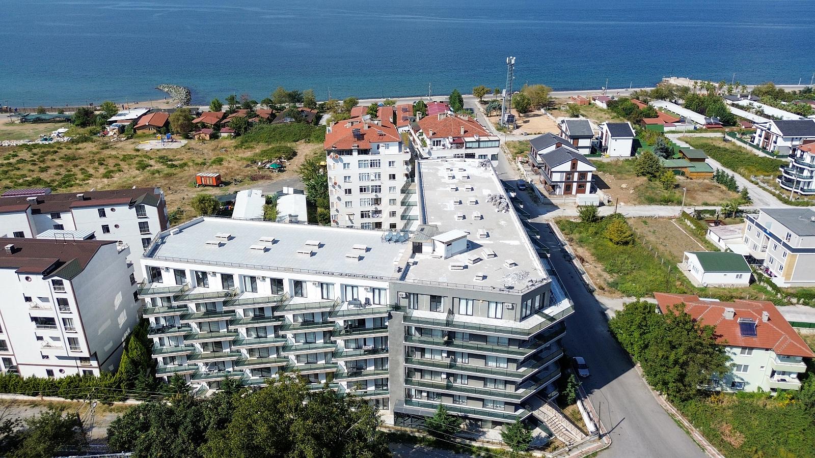 Apartments in Teşvikiye Bld. (Karşıyaka Mh.), Çınarcık (YVX-00023) — photograph 3