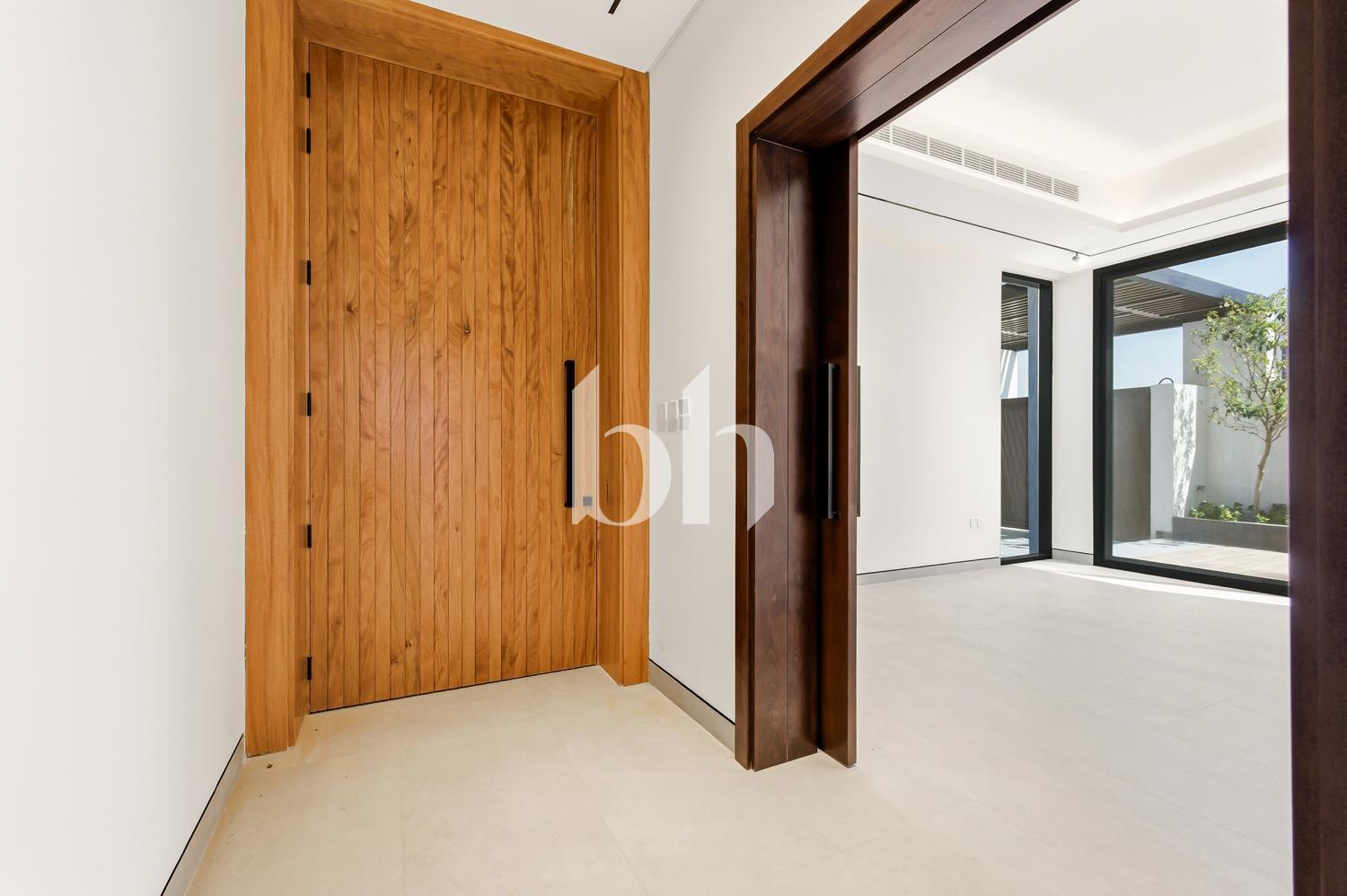 Hoshi 1 — photograph 5