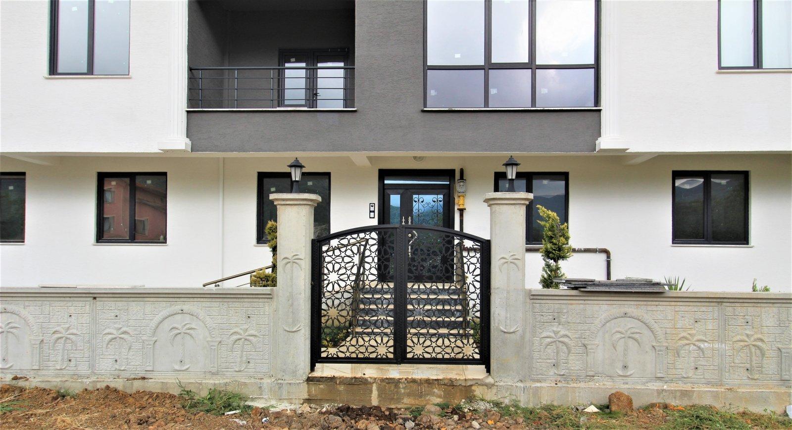 Apartments in Karpuzdere, Çınarcık (YVX-00080) — photograph 3
